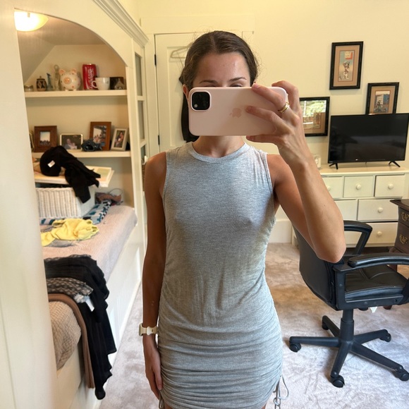 Dippin Daisy’s Dress - Picture 2 of 5